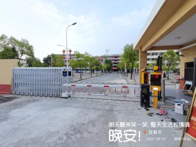 Fornecedores da China Medidor de estacionamento de máquina solar inteligente de venda imperdível